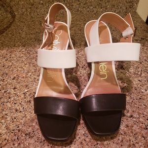 NWOB Calvin Klein heels - 9